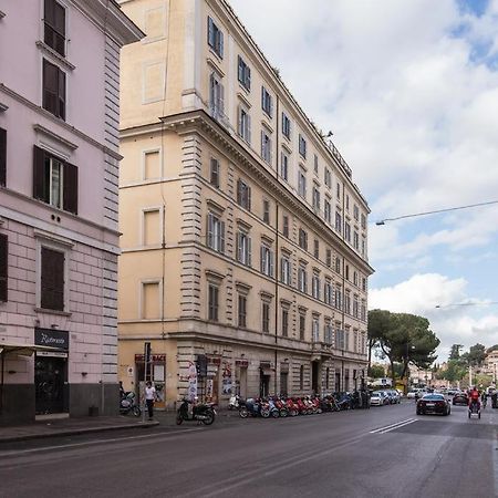 Sweet Home Colosseo โรม ภายนอก รูปภาพ